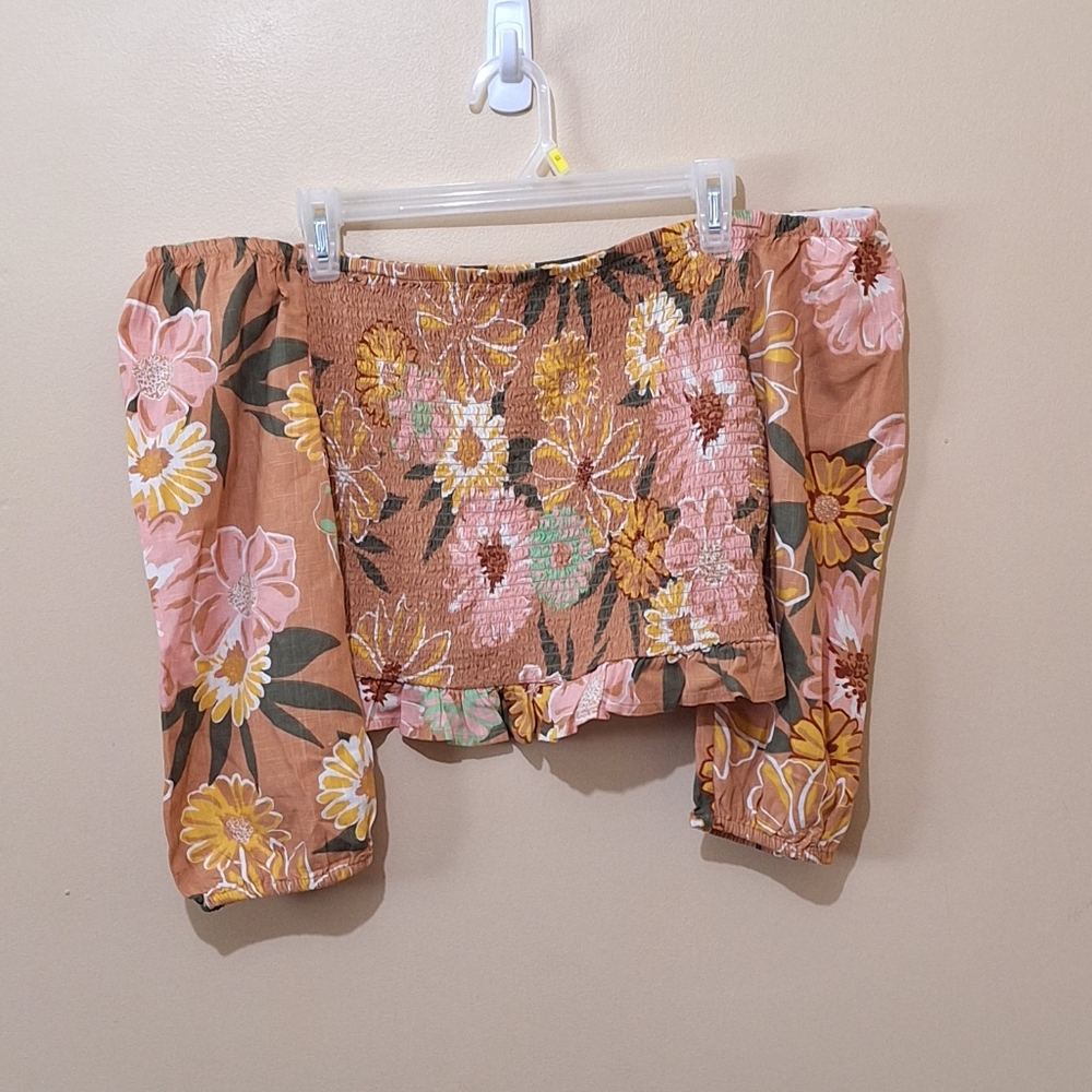 NWOT Roxy Like The Sun Again Off Shoulder Top